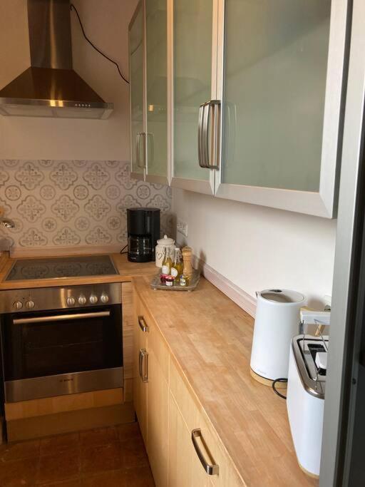 Idylle Unter Reet, Gemuetliche Ferienwohnug Apartment Haseldorf Bagian luar foto